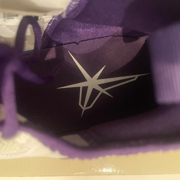 NIKE Kobe AD Exodus TB White Purple LA LAKERS Home Bryant 24 Black MAMBA 8 SZ 15 - Picture 6 of 6